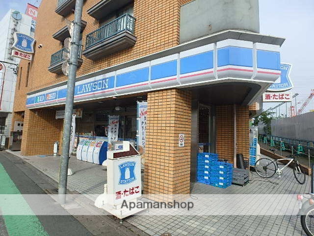 コンビニ　ローソン（コンビニ）まで526m