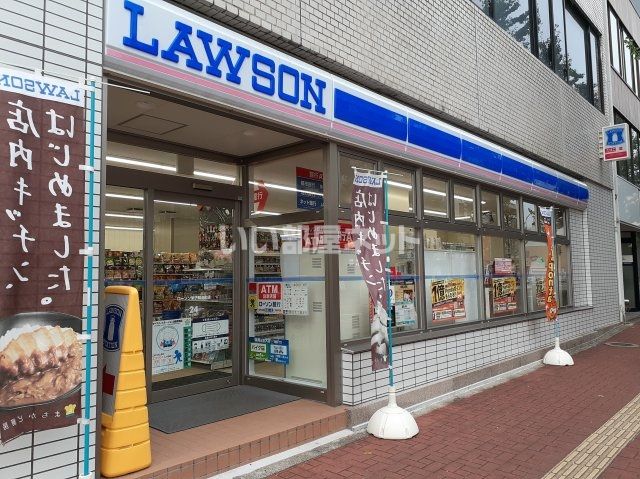コンビニ　ローソン米子明治町店（コンビニ）まで375m