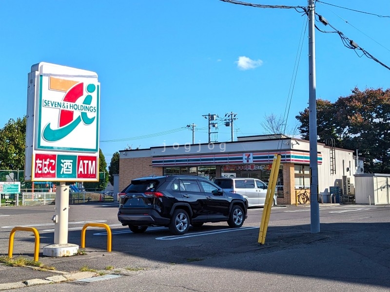 コンビニ　セブンイレブン帯広弥生通店（コンビニ）まで129m