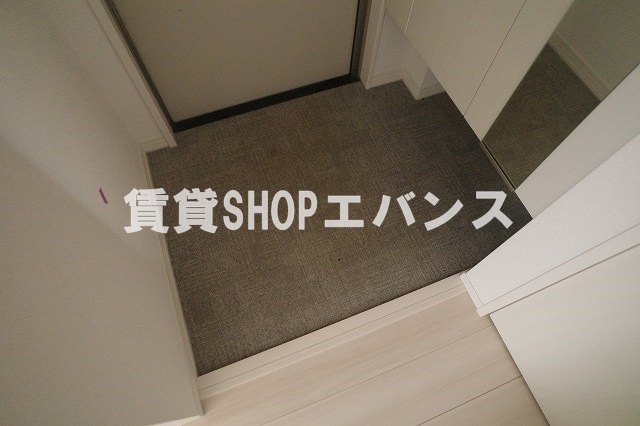 アインピークスの玄関写真