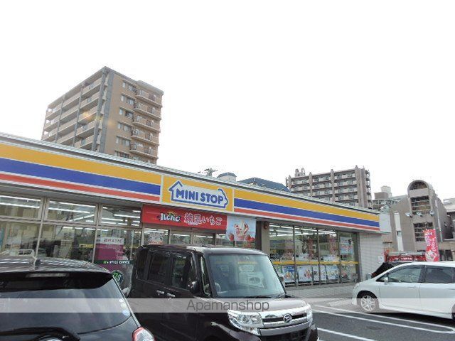 コンビニ　ミニストップ門司港レトロ店（コンビニ）まで397m