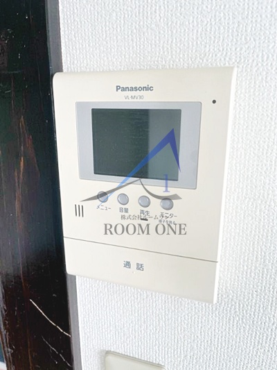 セキュリティ　モニター付きインターホンです。
