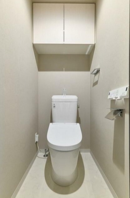 東京メトロ日比谷線 三ノ輪駅 徒歩9分 10階建 築2年のトイレ写真
