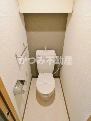 トイレ　同物件別号室参考写真