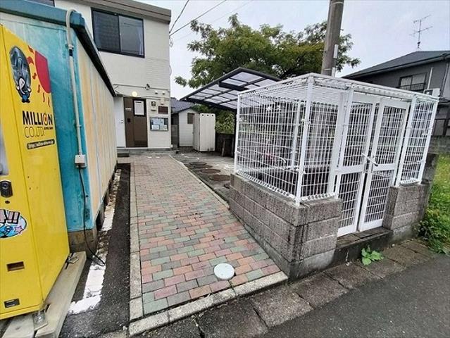 レオパレス内膳の外観写真