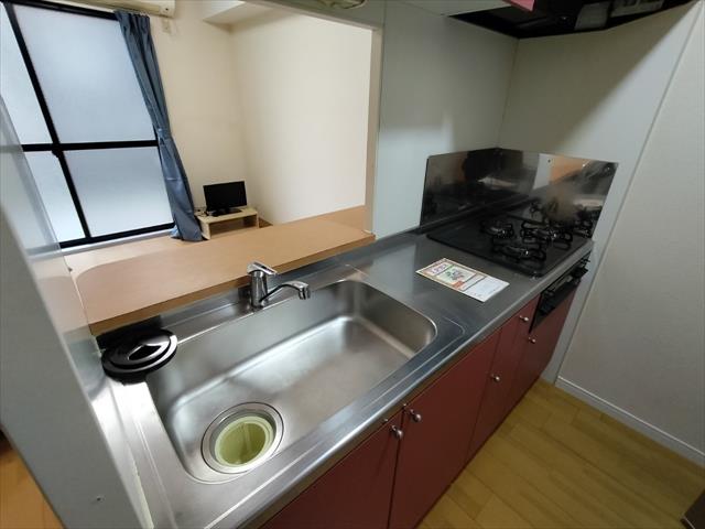 レオパレス内膳のキッチン写真