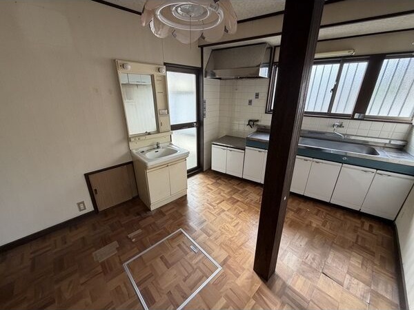 長田区花山町1丁目戸建ての内装写真