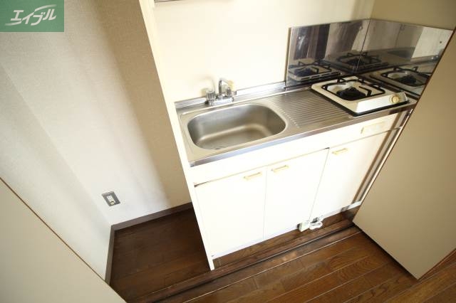 キッチン　同タイプのお部屋の写真です。