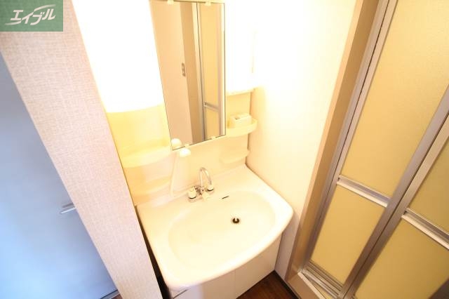洗面設備　同タイプのお部屋の写真です。