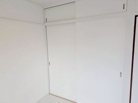 ＪＲ中央線 西八王子駅 徒歩14分 4階建 築40年の内装写真