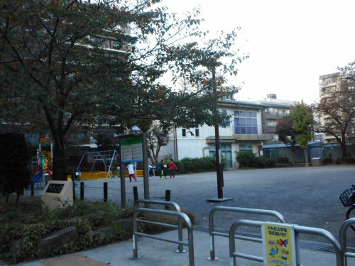 公園　千歳公園（公園）まで345m