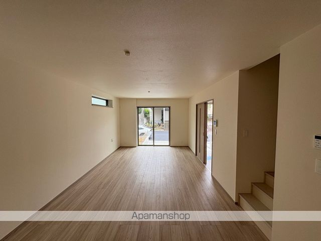 Sumai-to千葉市若葉区桜木北03の居間写真