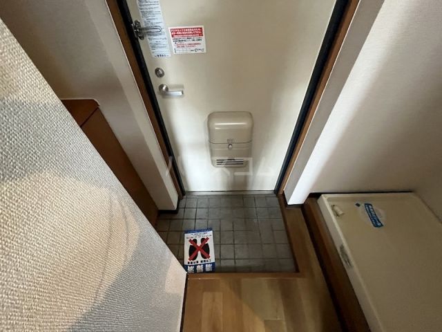 ラピスリーオIIの玄関写真