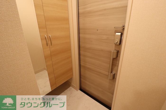 玄関　お問合せはタウンハウジングまで！※現地待合わせ相談可能