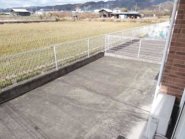 バルコニー　庭