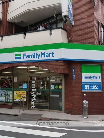 コンビニ　ファミリーマート戸越六丁目店（コンビニ）まで10m