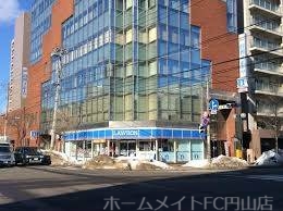 コンビニ　ローソン札幌北3条東3丁目店（コンビニ）まで91m