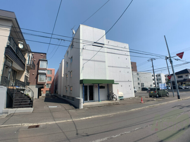 建物外観　札幌市北区北３８条西「ローゼンハイム麻生」