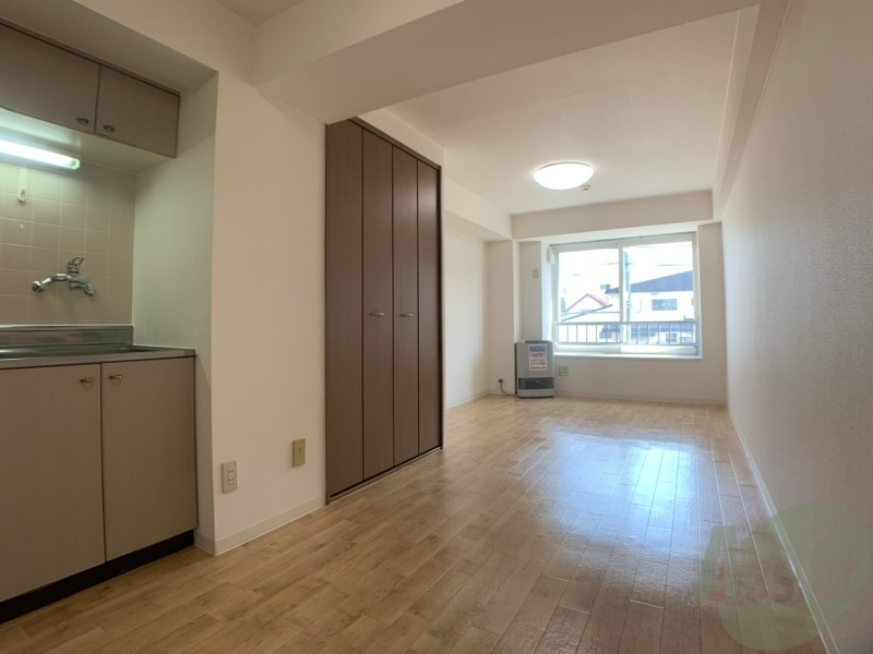 居室・リビング　明るいお部屋は気持ちよく過ごせそうですね。