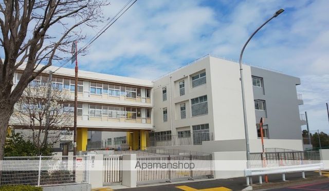 小学校　横浜市立緑園東小学校（小学校）まで1333m