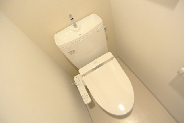 サムティ江戸堀ASUNTのトイレ写真