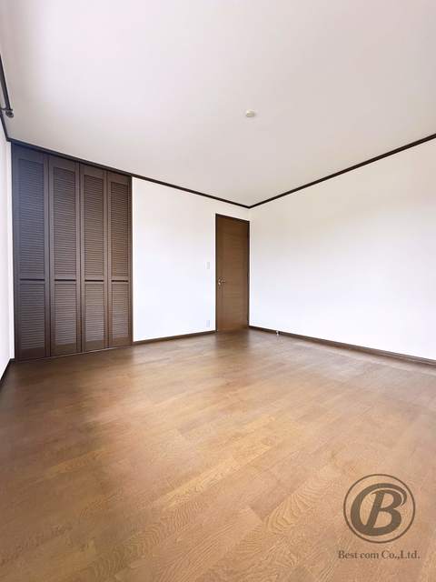 西大路戸建の内装写真