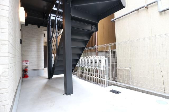 京急本線 大森町駅 徒歩4分 3階建 築9年の外観写真