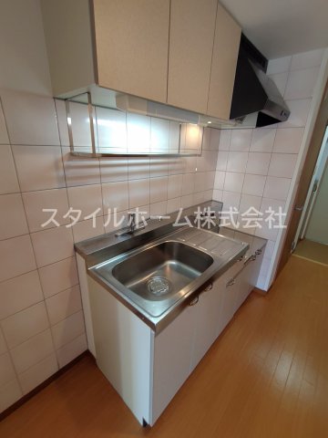 キッチン　別部屋写真です。