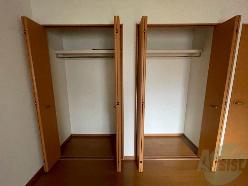 収納　収納もバッチリあるのでお部屋が片付きますよ！