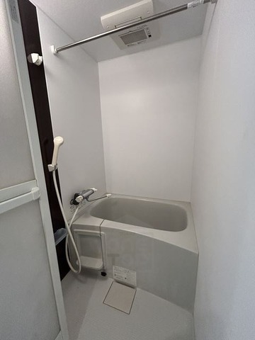ルミナス岸部中の風呂写真