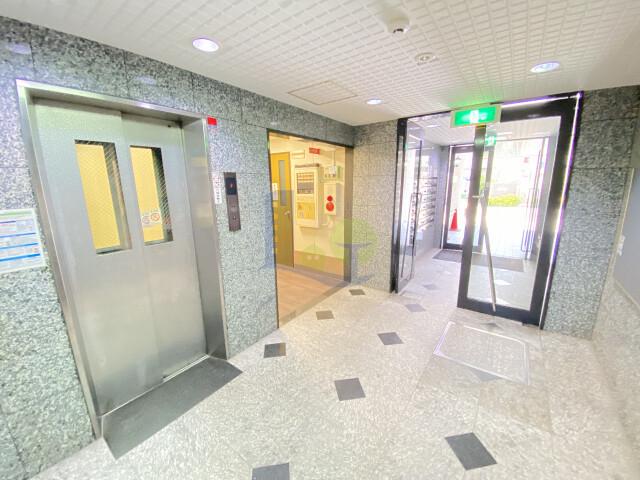 阪急京都線 上新庄駅 徒歩3分 7階建 築33年の外観写真