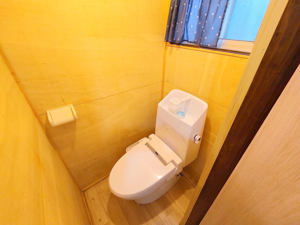 地下鉄千日前線 北巽駅 徒歩15分 3階建 築50年のトイレ写真