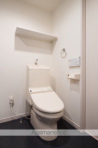 近鉄名古屋線 黄金駅 徒歩5分 2階建 築13年のトイレ写真