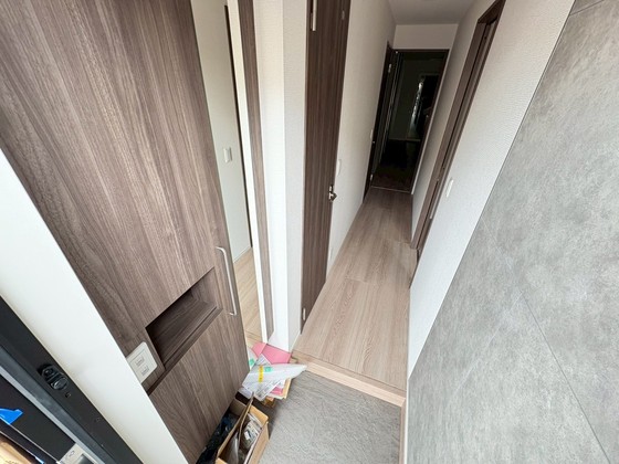 D-ROOM八本松東の玄関写真