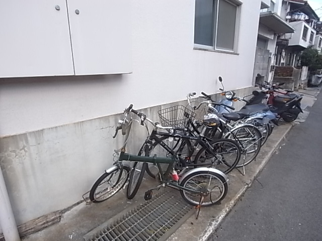 ビシック西進の外観写真