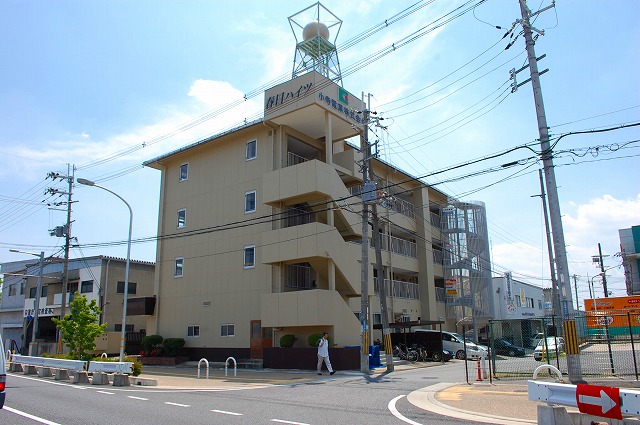 建物外観　落ち着いた雰囲気の外観です