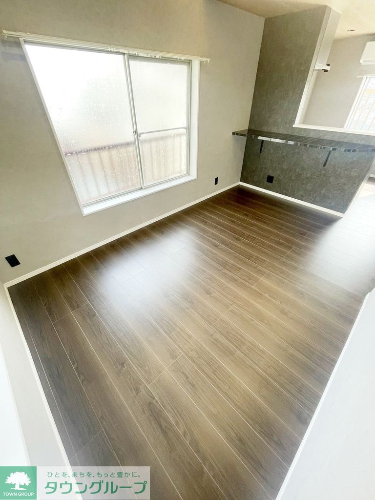 大人のデザイナーズ戸建ての居間写真
