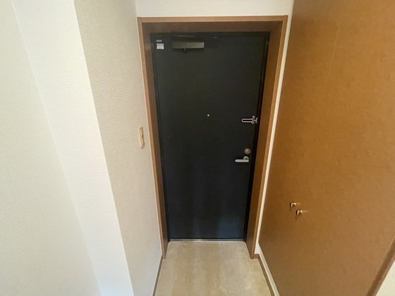 玄関　※別部屋の写真です