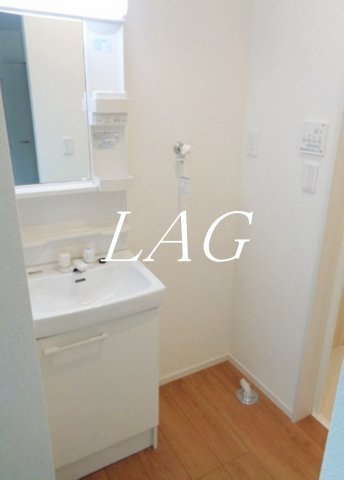 洗面設備　洗面台です。