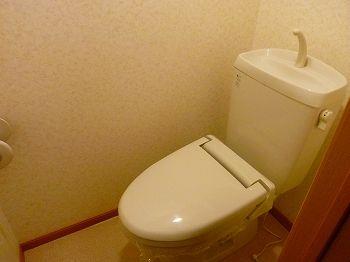 山陽電鉄網干線 広畑駅 徒歩5分 4階建 築22年のトイレ写真