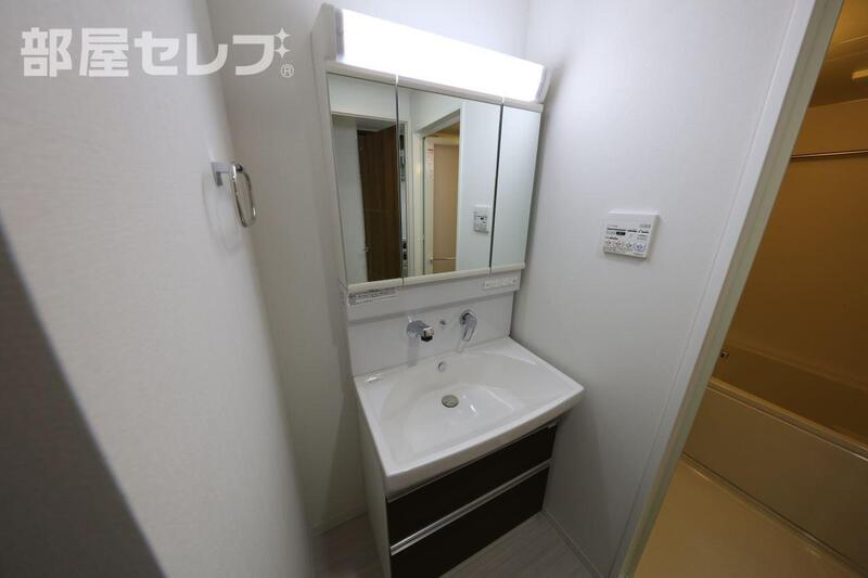 洗面設備　２０５号室写真