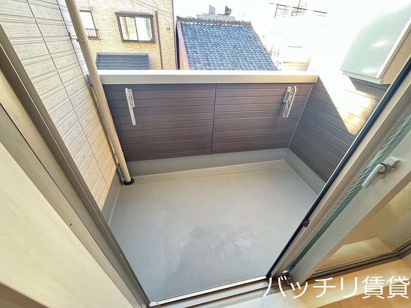 バルコニー　同型タイプの為現状を優先致します。