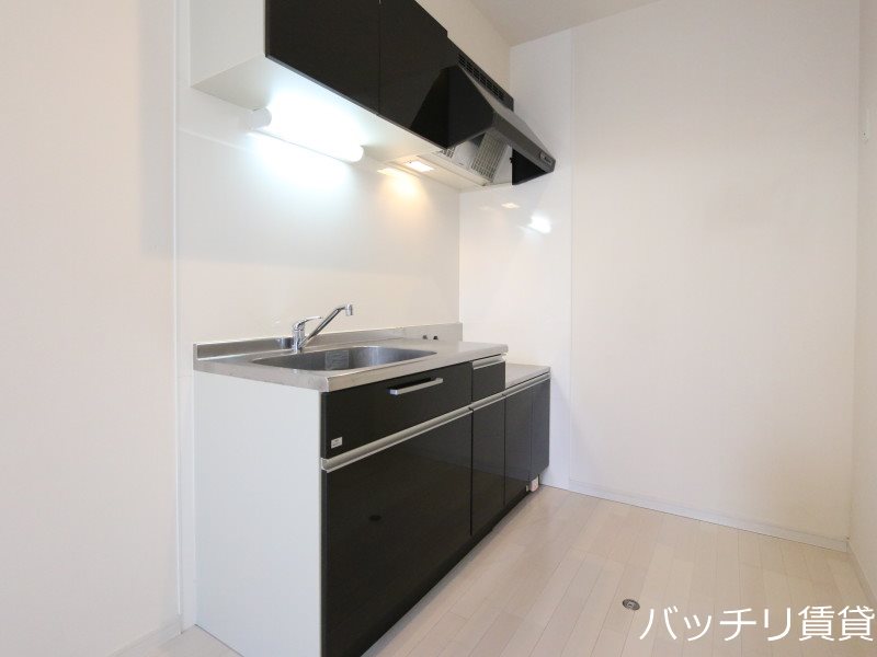 キッチン　画像はイメージの為、色や間取りが異なる場合があります。現況を