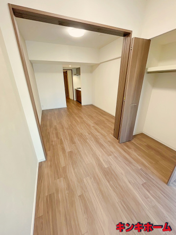 居室・リビング　写真は別のお部屋です。（現況を優先してください）