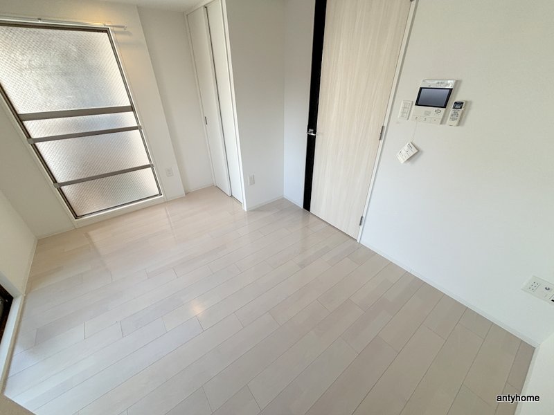 SERENiTE本町refletの内装写真