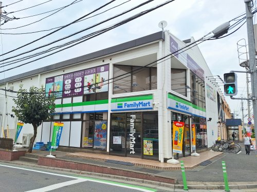 コンビニ　ファミリーマート 朝霞三原五丁目店（コンビニ）まで572m