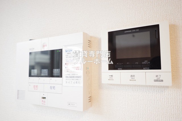 セキュリティ　モニター付きのインターホンです！