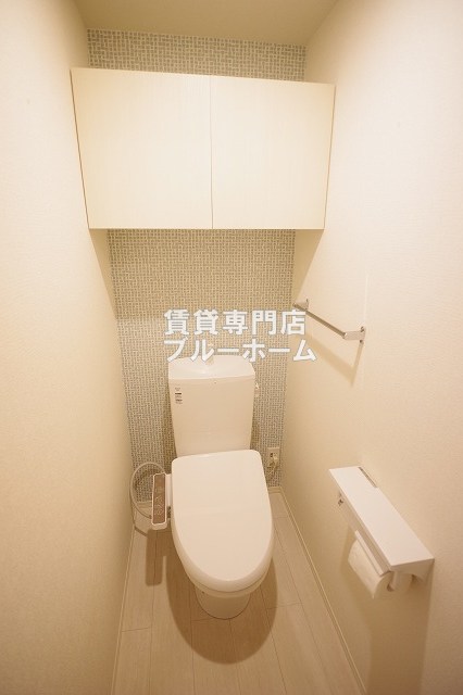 トイレ　温水洗浄便座付きのトイレです！