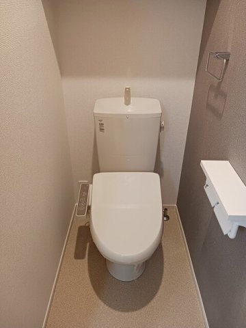 トイレ　コンパクトで使いやすいトイレです