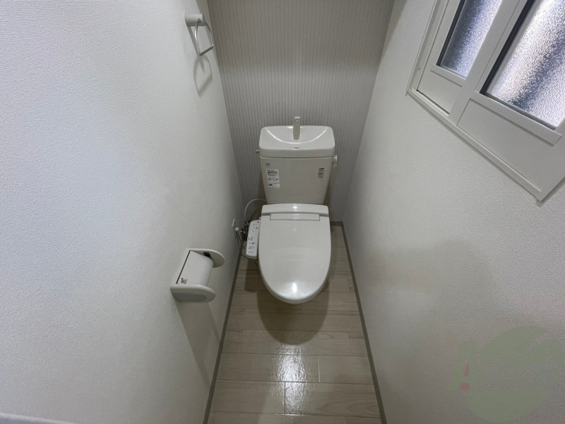 トイレ　トイレです。ウォシュレット付を探している方、おすすめです。